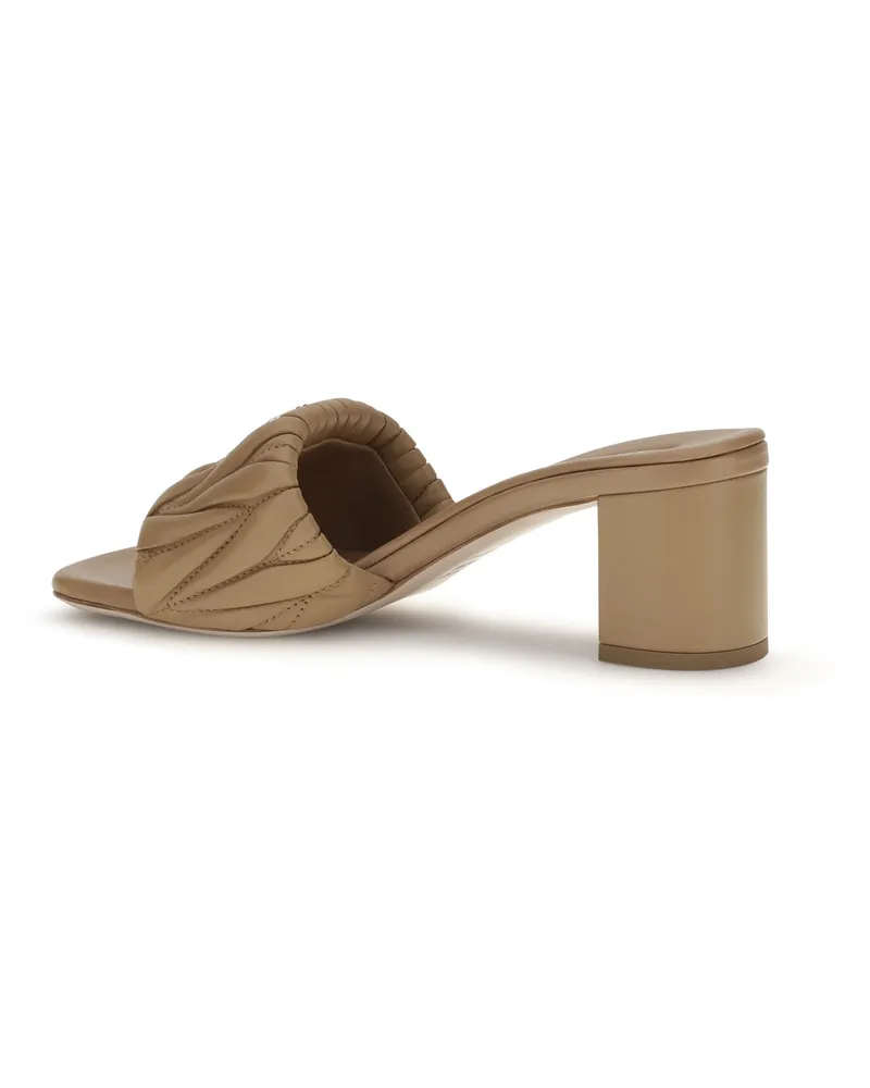 Miu Miu Women's Sandals Logo Plaque Caramel Lambskin Upper Lamb (ovis Aries Caramel