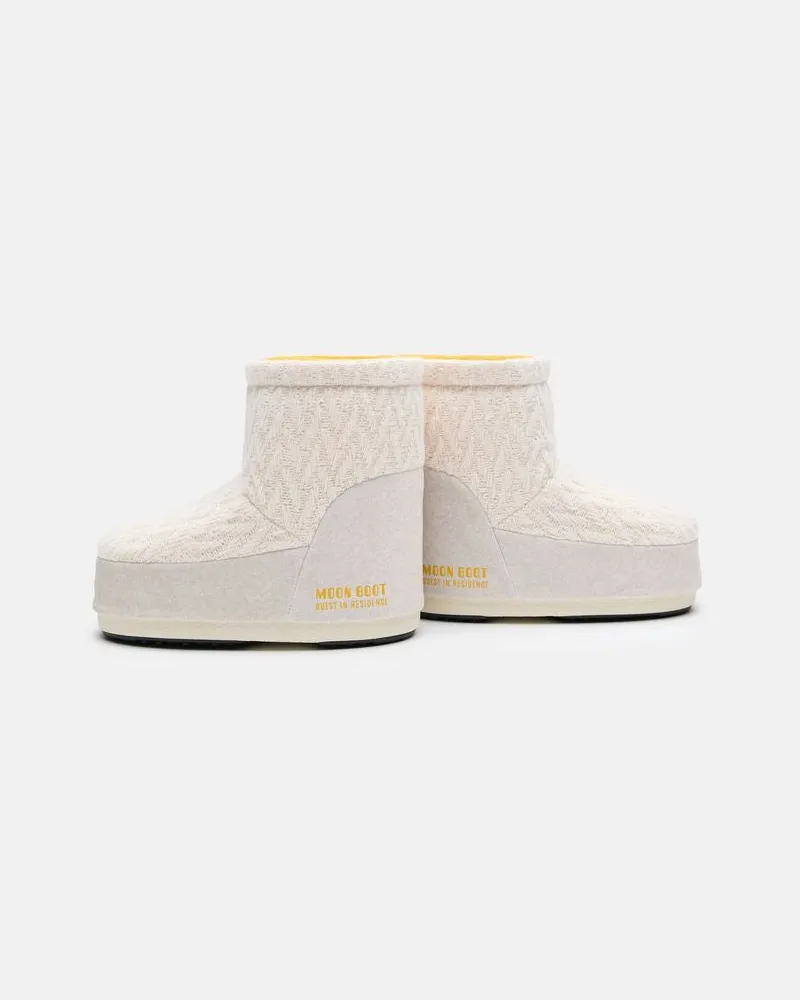Moon Boot Quilted Nylon Boot — Ecru 
