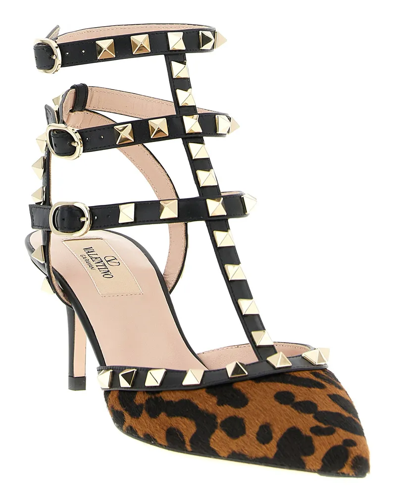 Valentino Garavani Rockstud Pump — Black Black