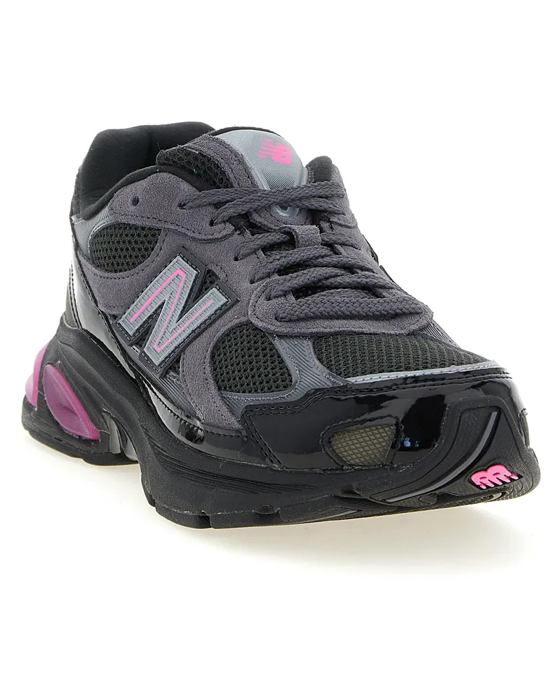 New Balance Sneaker — Black Black