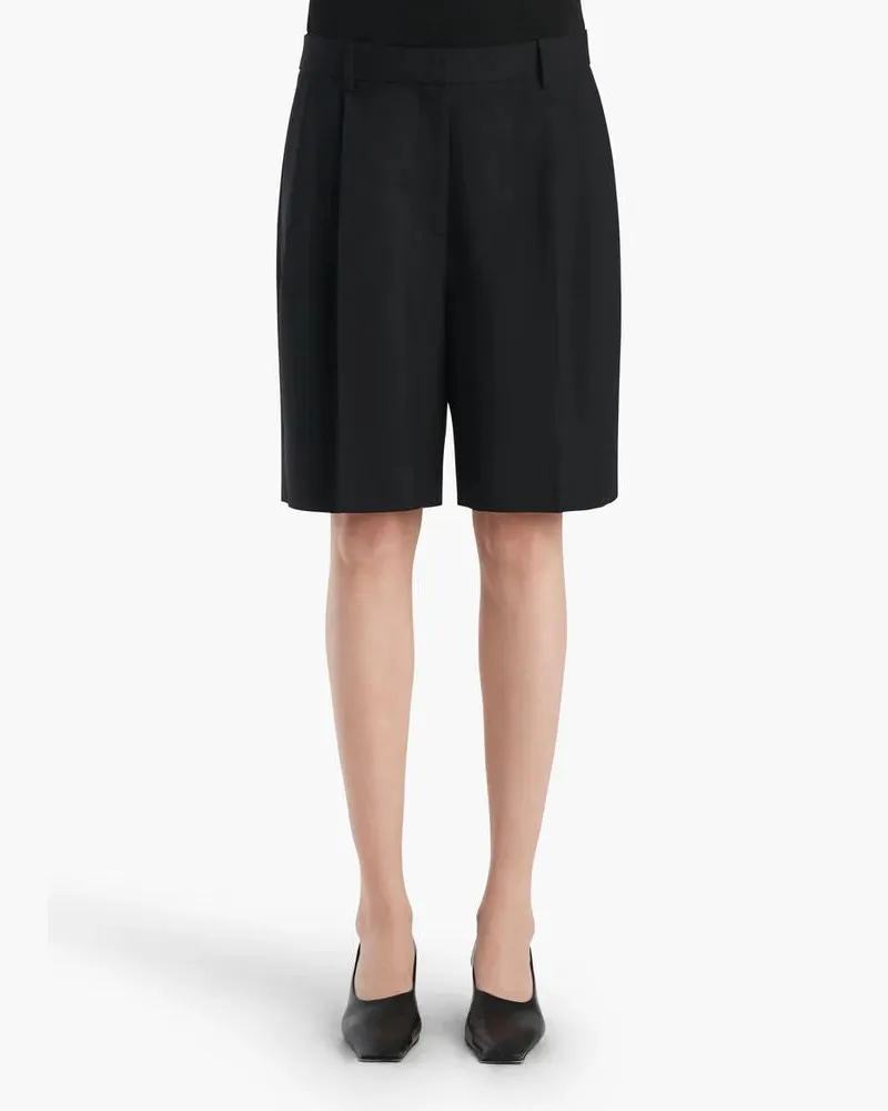 KHAITE Shorts — Black Black