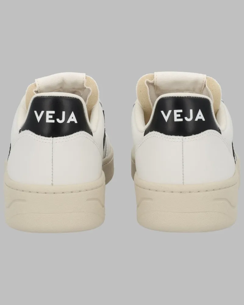 VEJA Leather Low-Top Sneaker — White White
