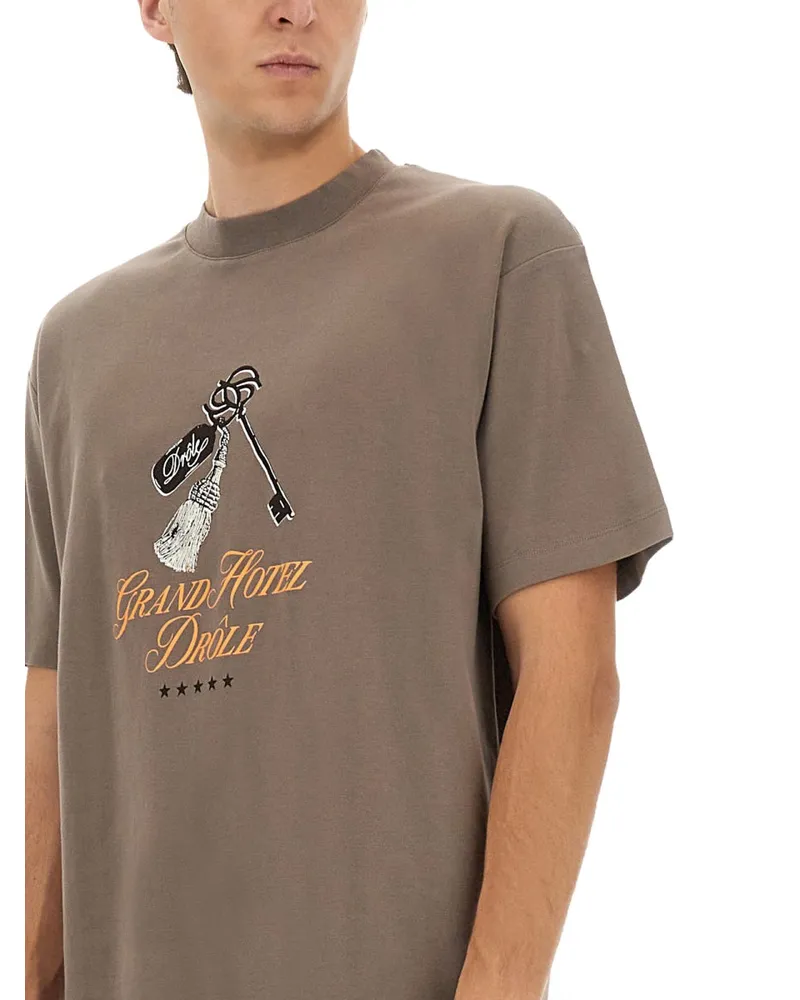 Drôle de Monsieur Grand Hotel Print T-Shirt — Gray Gray