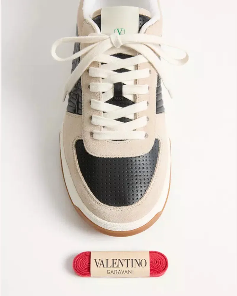 Valentino Garavani Sneaker — Beige Beige