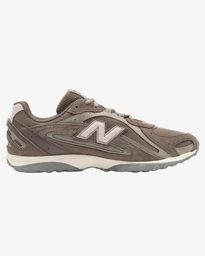 New Balance 204L Sneakers — Brown Brown