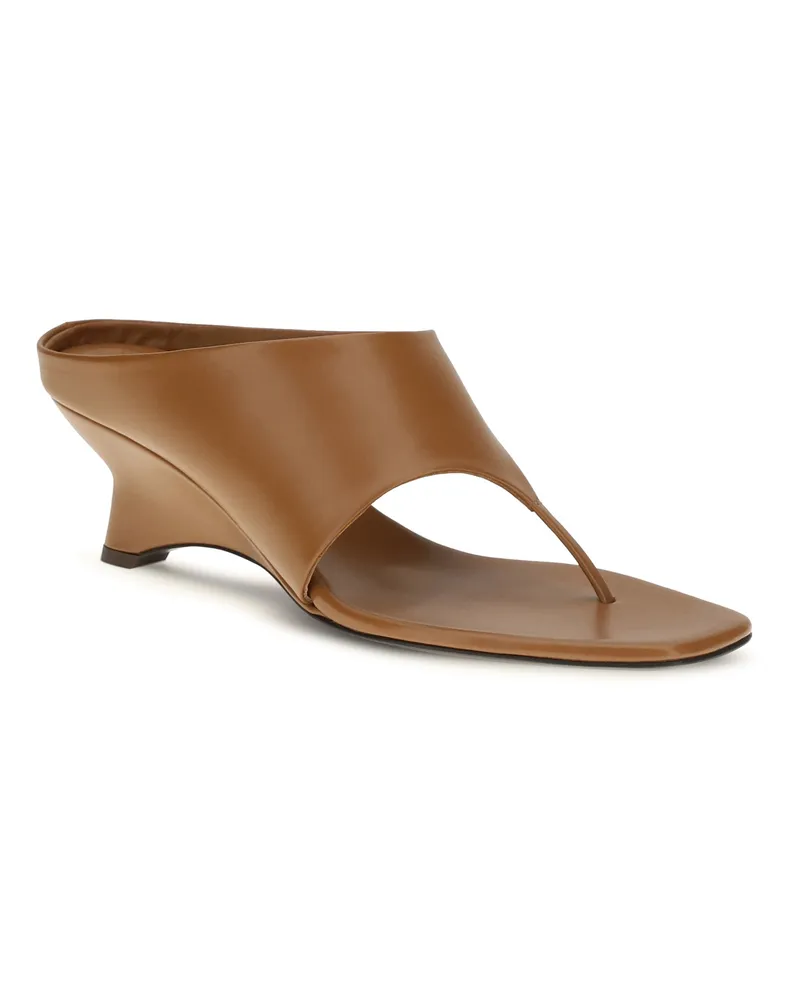 KHAITE Women's Marlow Mules Sandals Cuoio Calf Leather Bos Taurus Beige