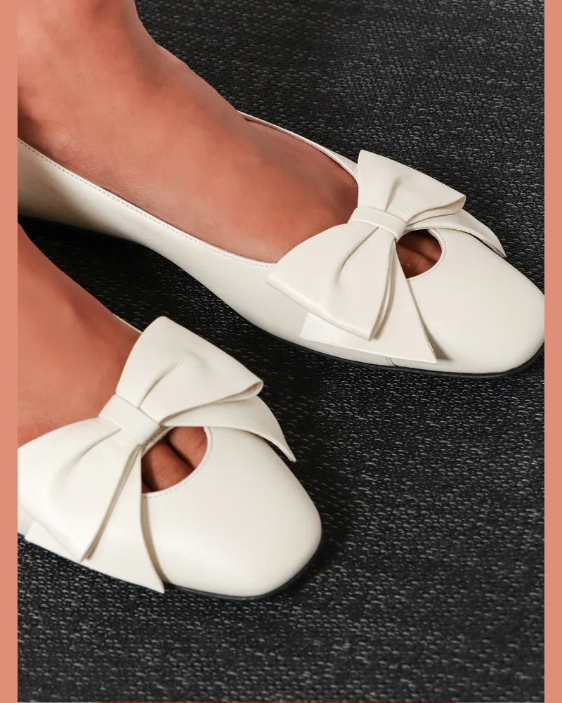 Valentino Garavani Women's Leather Bowow Ballerinas White Ballerina Shoes White