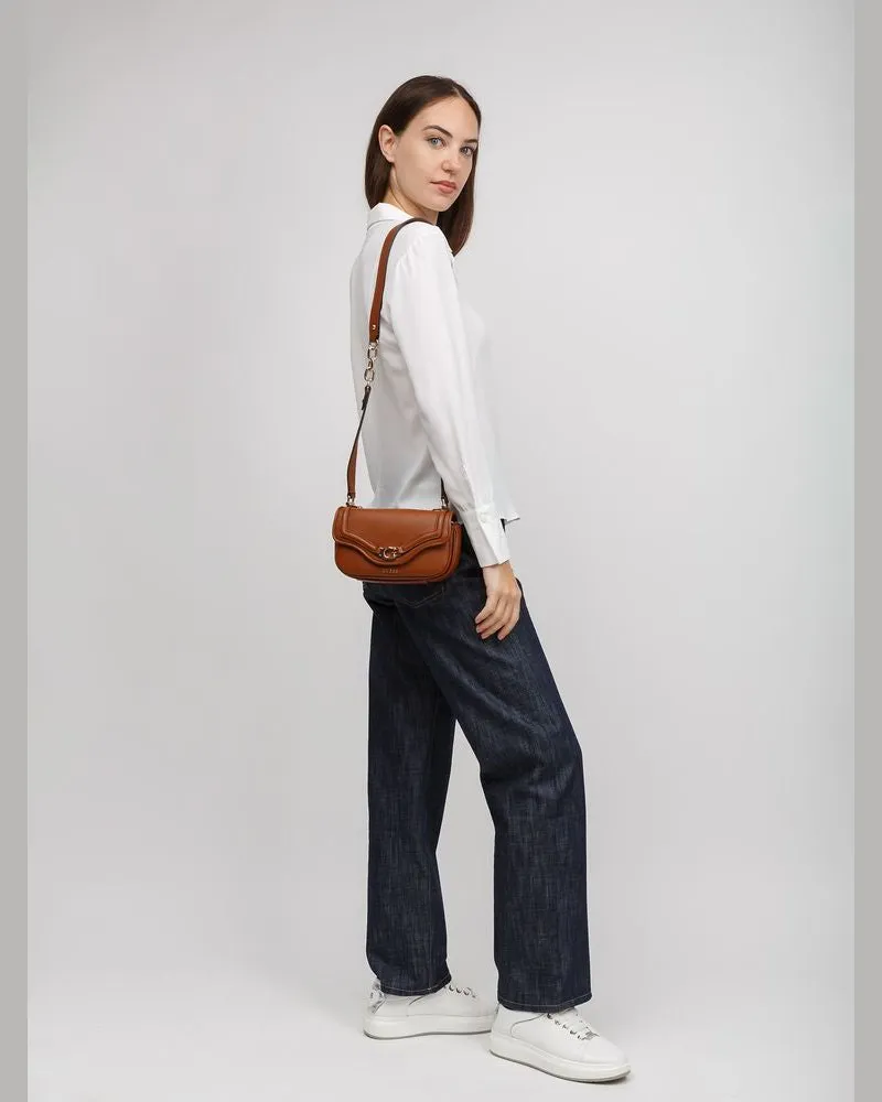 Guess Women's Crossbody Bag Cognac Polyurethane - Crossbody-Bags Cognac