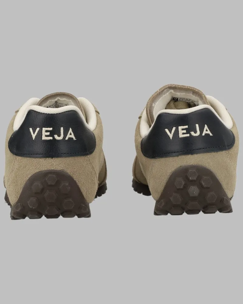 VEJA GT Sneaker — Beige Beige