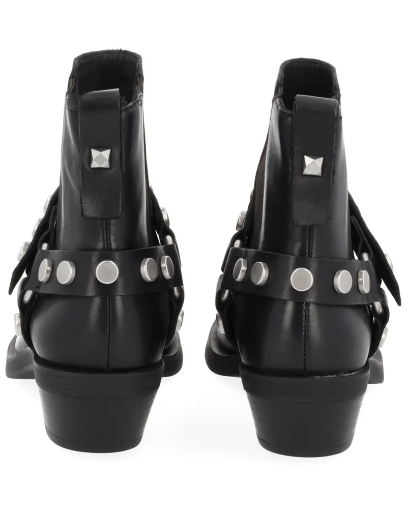 ash Boots — Black Black