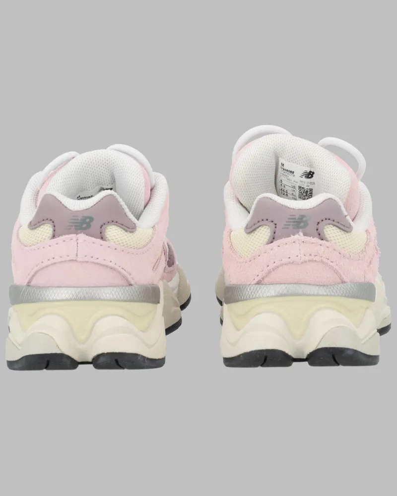 New Balance Sneaker — Pink Pink