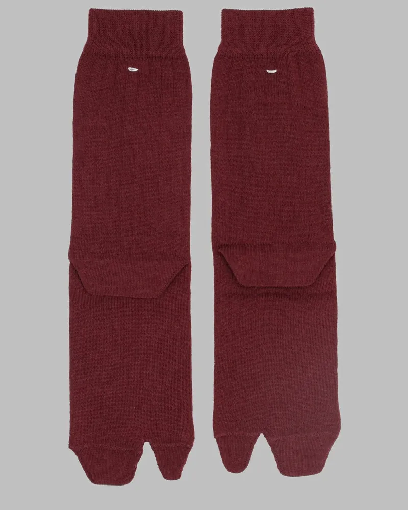Maison Margiela Split-Toe Wool Socks — Burgundy Burgundy