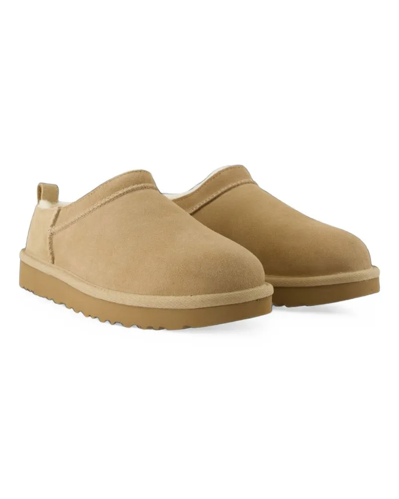 UGG Slipper — Tan Tan