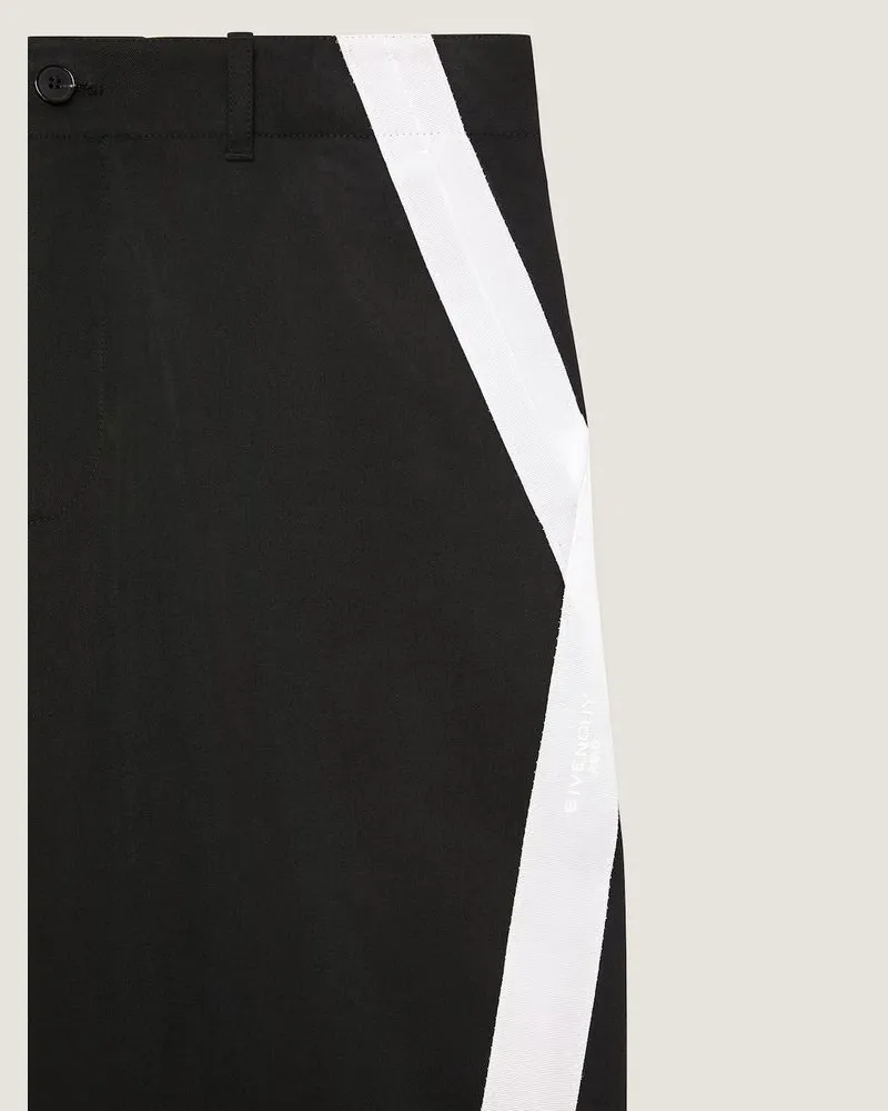 Givenchy Giv H26 Trousers — Black Black