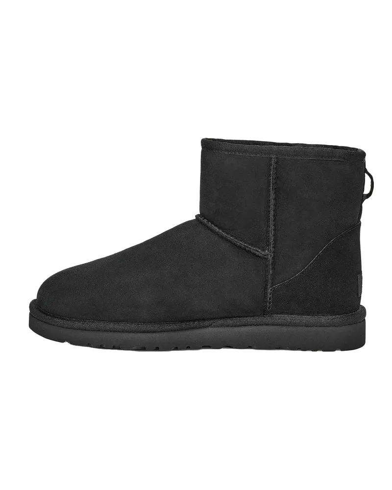 UGG Boot — Black Black