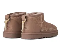 Women's Classic Ultra Mini Biarritz Boots Brown Shoes > Sneakers