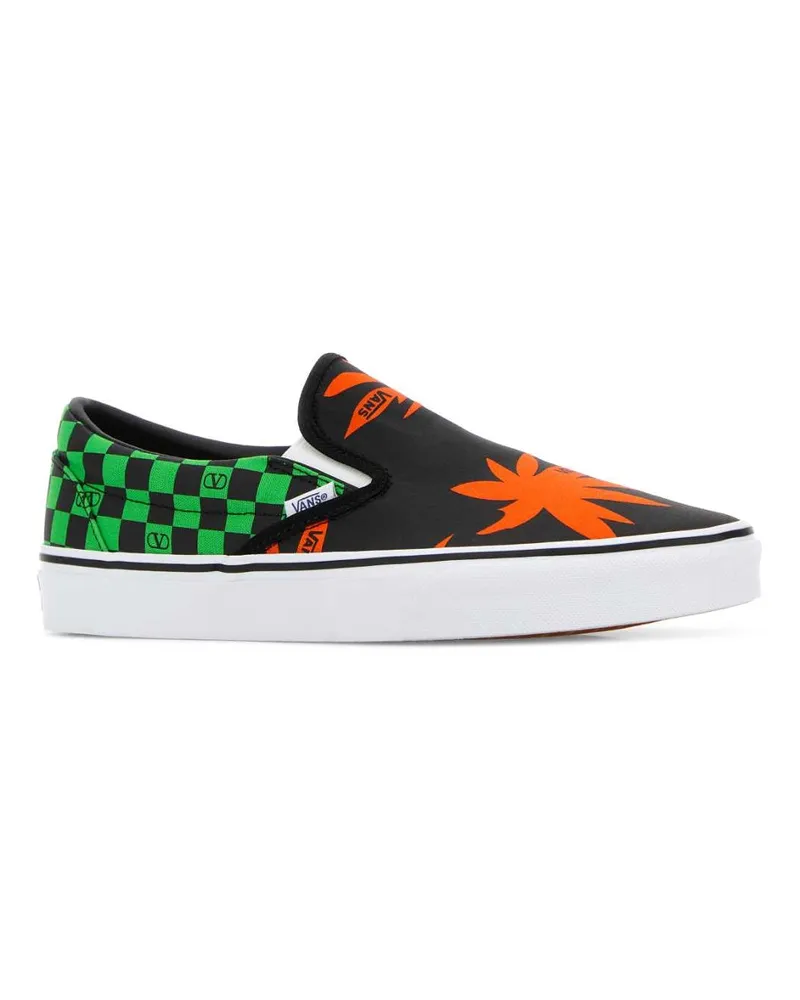 Valentino Garavani Men's Printed Canvas  X Vans Classic Slip-On Slip-Ons Nerorossosportnverdesportnebnem Cotton Sneaker Black