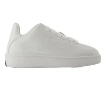 Women's Leather Low-Top Sneaker White Calfskin