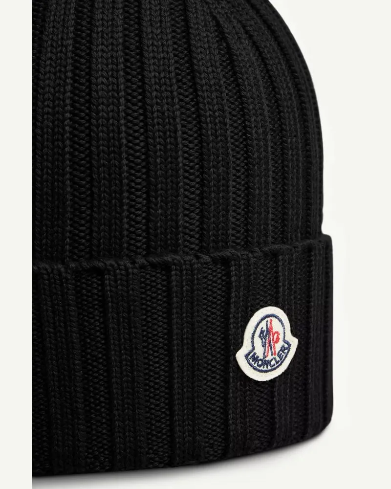 Moncler L20933B00036A9327999 Ribbed Knit Beanie — Black Black