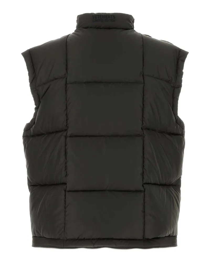 VETEMENTS Men Dark Brown Polyester Down Jacket Blackout Piumini Black