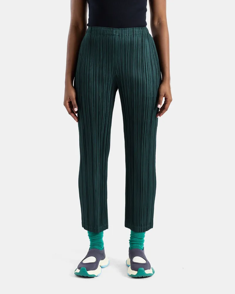 Issey Miyake Women's Thicker Bottoms 2 Pleated Fir Green Trousers Green