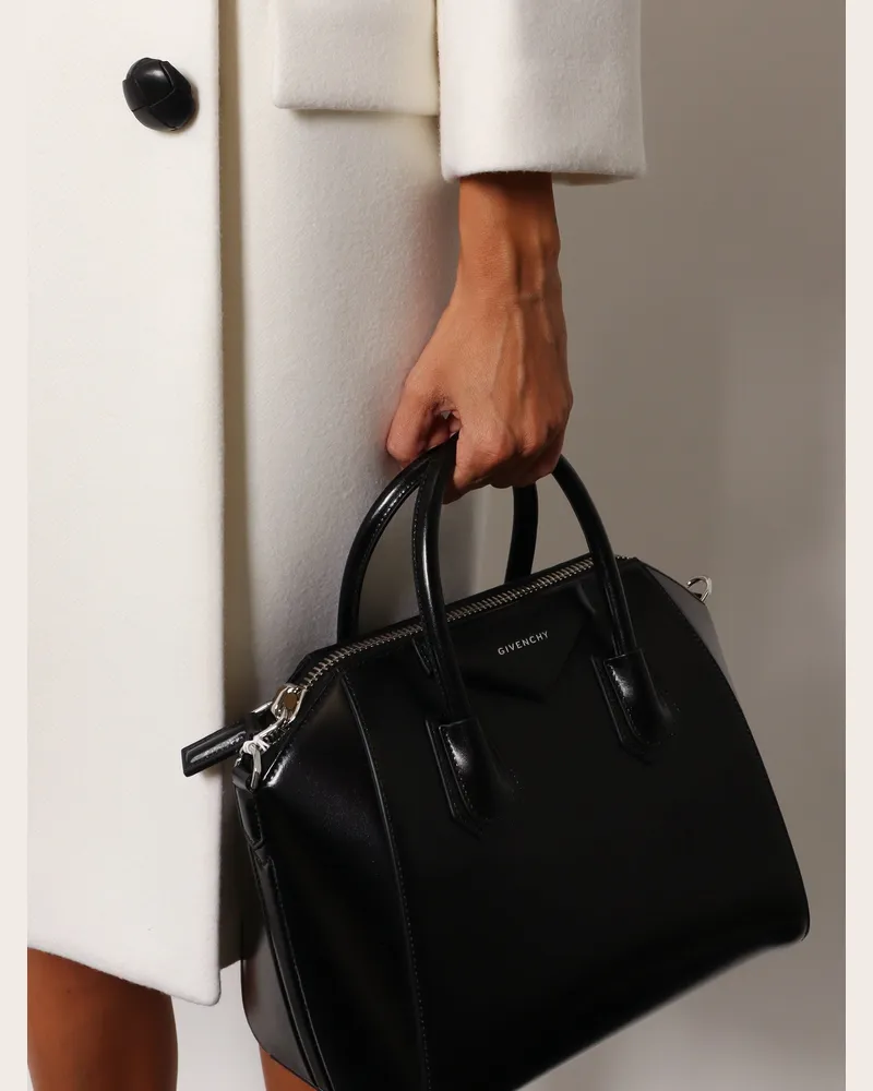 Givenchy Women's Shoulder Bag Antigona Leather Black Black