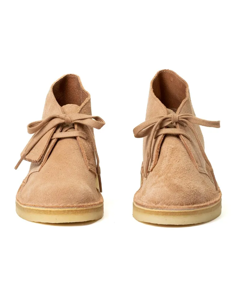 Clarks Boot — Beige Beige