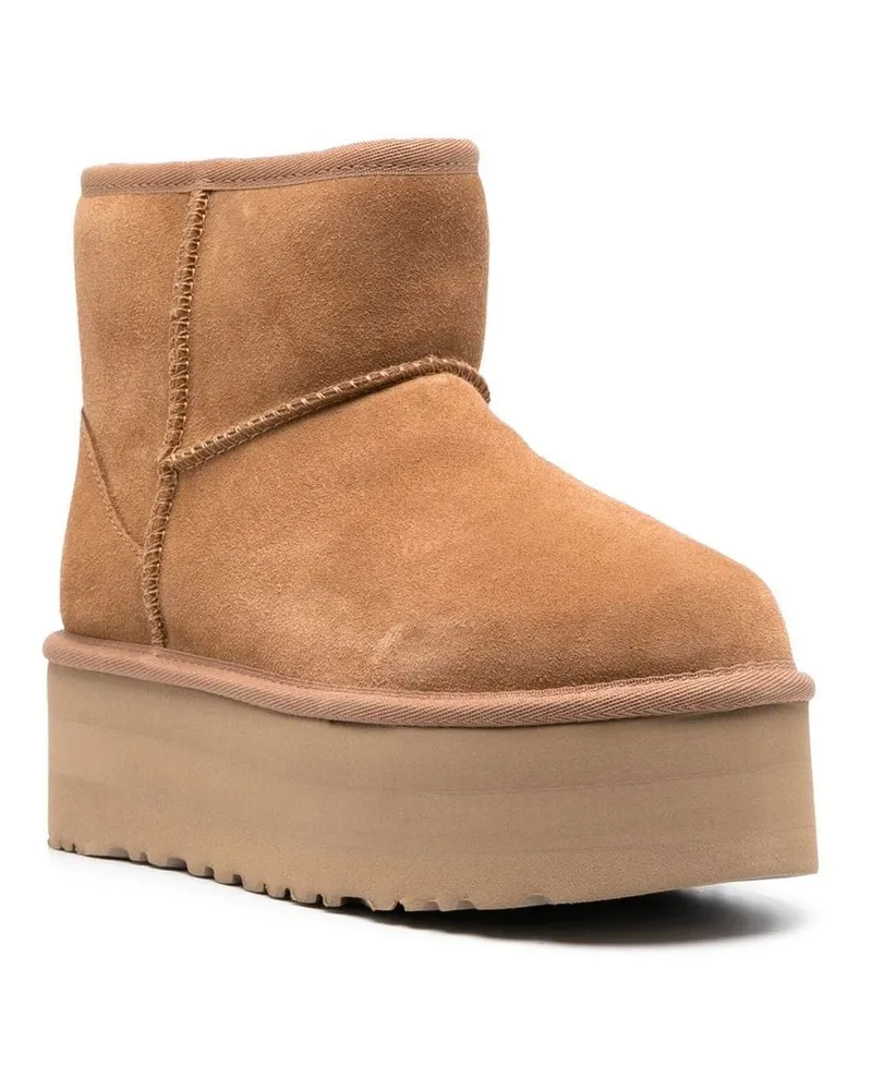 UGG Boot — Chestnut Chestnut