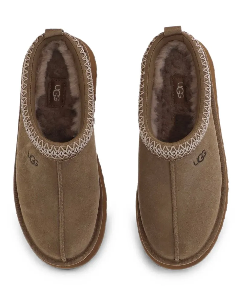 UGG Slipper — Beige Beige