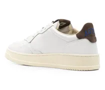 Medalist Low Sneaker — White