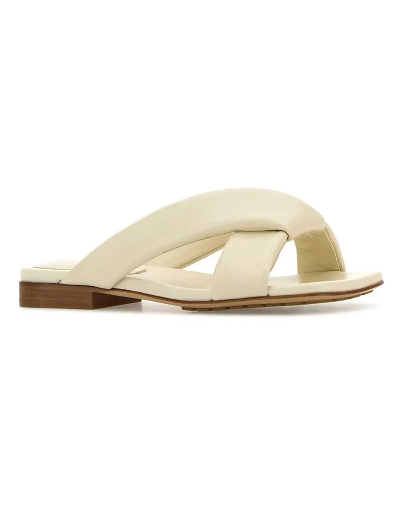 Bottega Veneta Women's Ivory Leather Riva Slippers Seasalt Flat Shoes Beige