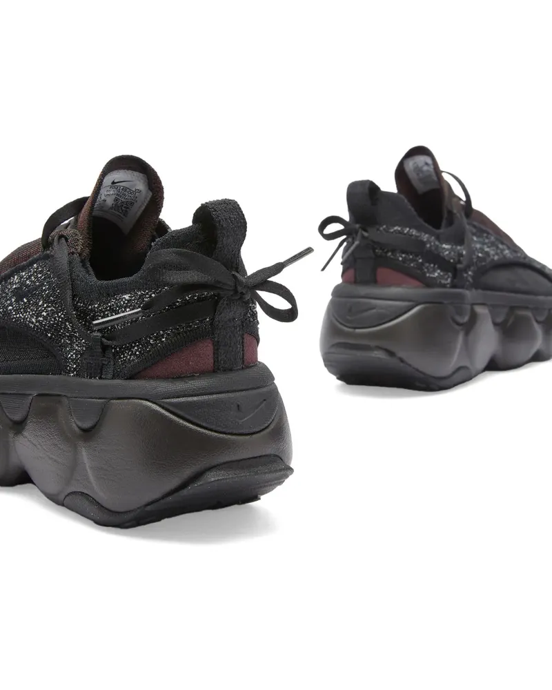 Nike Women's Flyknit Bloom Sneakers Black Rubber Black