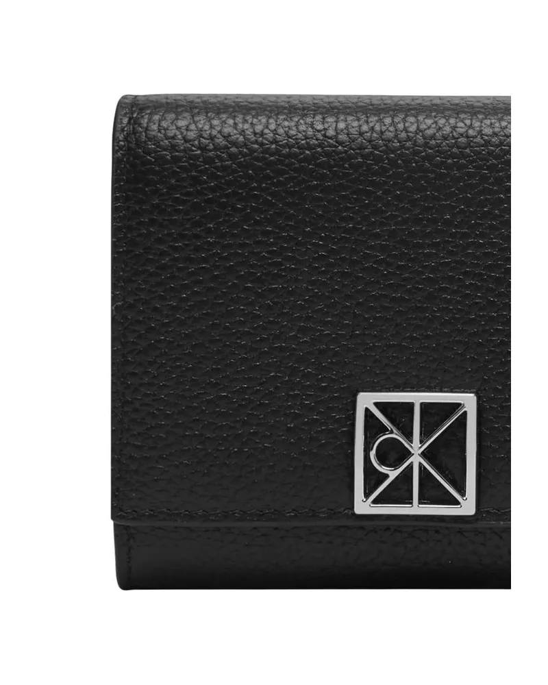 Calvin Klein Pebbled Leather Wallet — Black Black