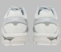 Cushioned Running Sneakers — Gray
