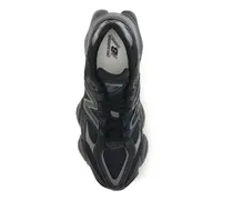 Mesh and Suede Sneaker — Gray