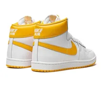 Jordan Sneakers — White