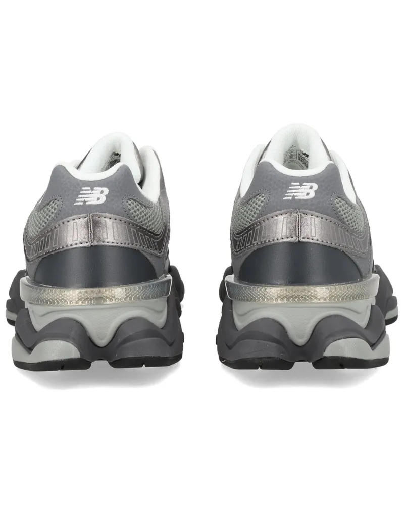 New Balance Sneakers — Black Black