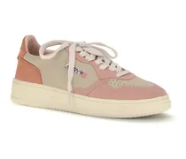 Medalist Low Sneaker — Pink