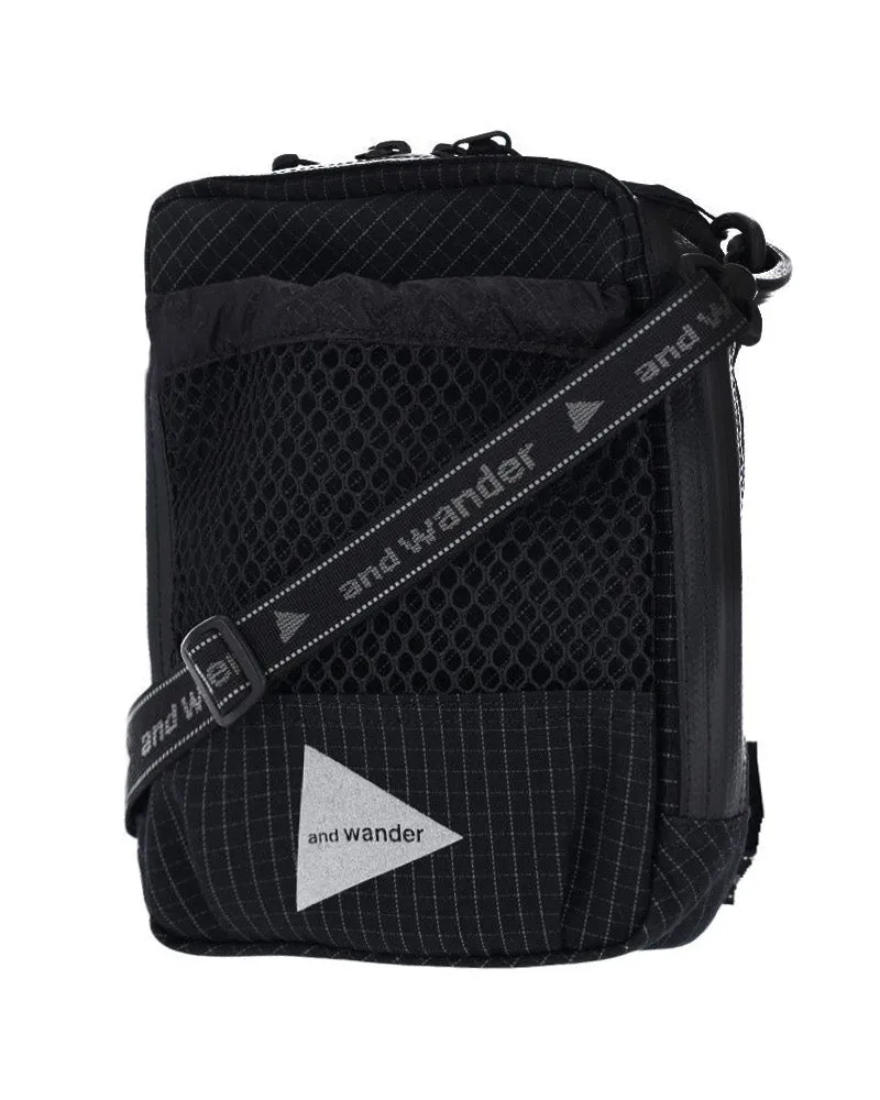 and wander Men's Bags Black Polyester Black