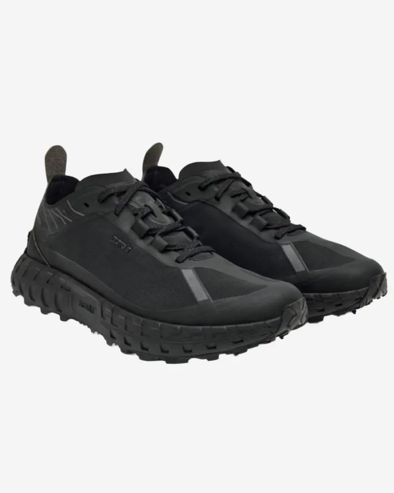 Norda Sneakers — Black Black