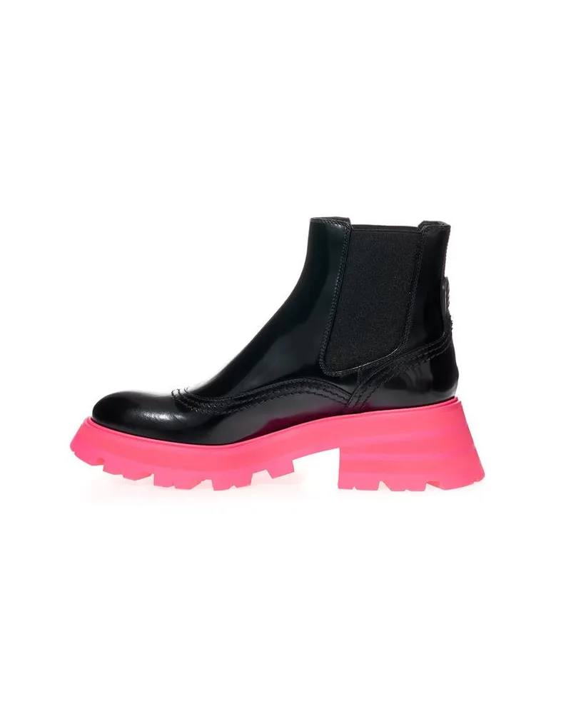 Alexander McQueen Women's Black Leather Chelsea Boots Black