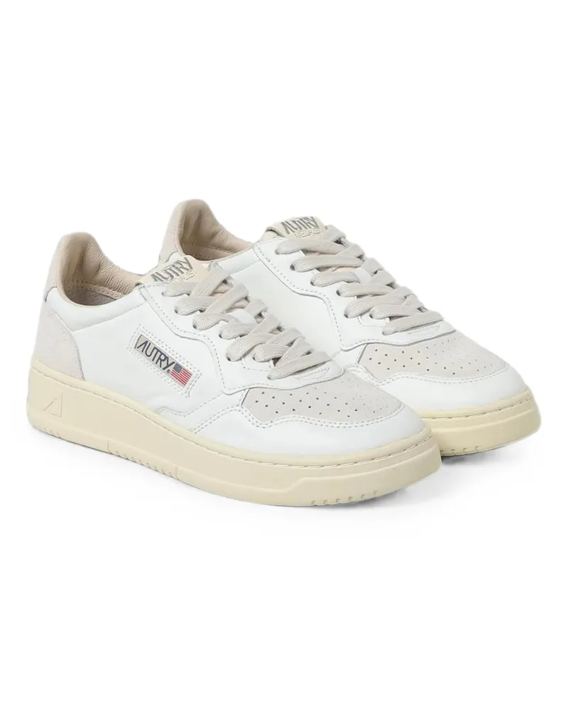 AUTRY Women's Medalist Low-Top Sneakers Aw26 W White