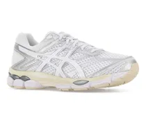 Unisex White Fabric Gel-Cumulus 16 Sneakers Whitewhite