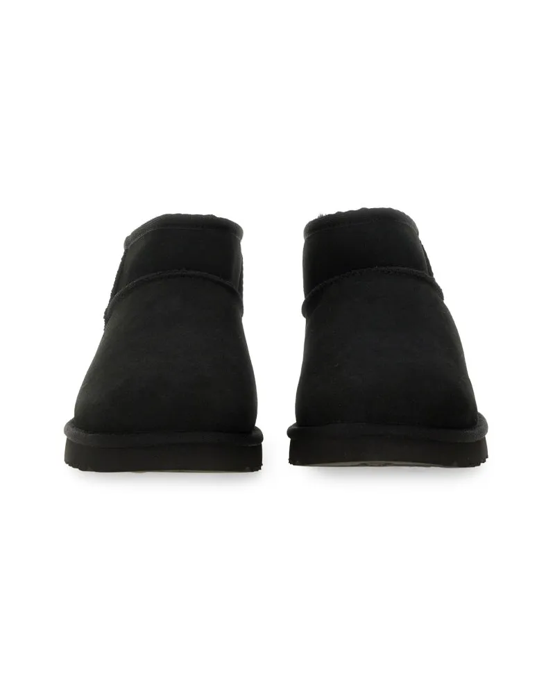 UGG Boot — Black Black