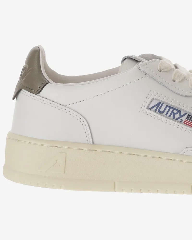 AUTRY Men's Sneakers Medalist Low Brown Leather Trainers White