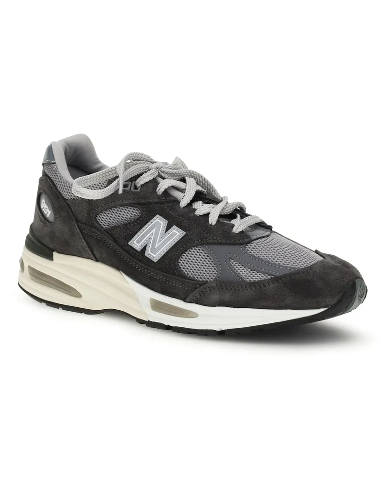 New Balance Sneaker — Black Iron