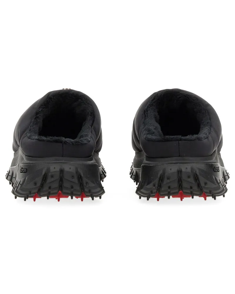 Moncler Trailgrip Apres Sandals — Black Black