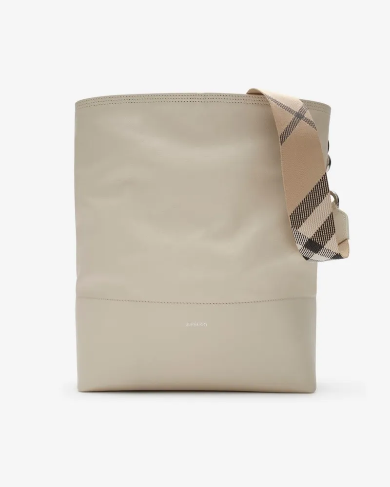 Burberry Mittelgroße Bucket Bag „B Clip Soap-beige
