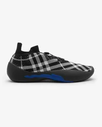 Burberry Gestrickte Sneaker „Neptune“ in Check Eclipse