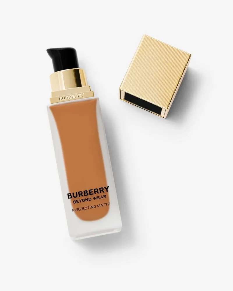 Burberry Beyond Wear Perfecting Matte Foundation - 120 Deep Warm 